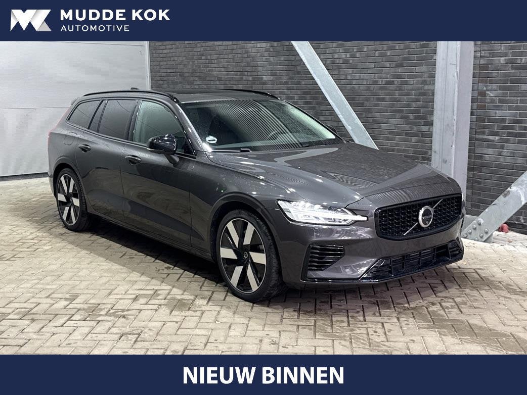 Volvo V60 T6 Plus Dark | Panoramadak | Harman/Kardon | Pilot, Automaat, Gebruikt, Euro 6, 4 cilinders