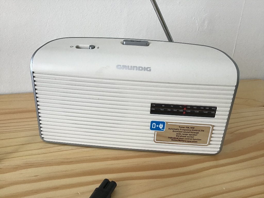 Grundig radio Music 60, Ophalen, Zo goed als nieuw, Radio