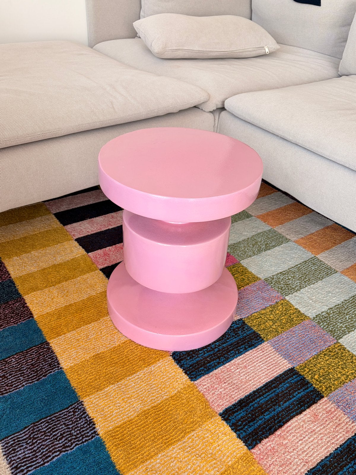 Pink side table, Ophalen, Zo goed als nieuw, Rechthoekig