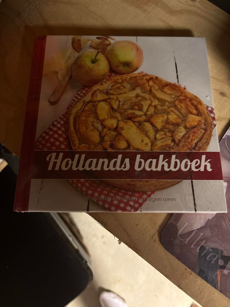 Hollands Bakboek - De mooiste klassiekers uit eigen oven, Ophalen of Verzenden, Nieuw, Nederland en België, Taart, Gebak en Desserts