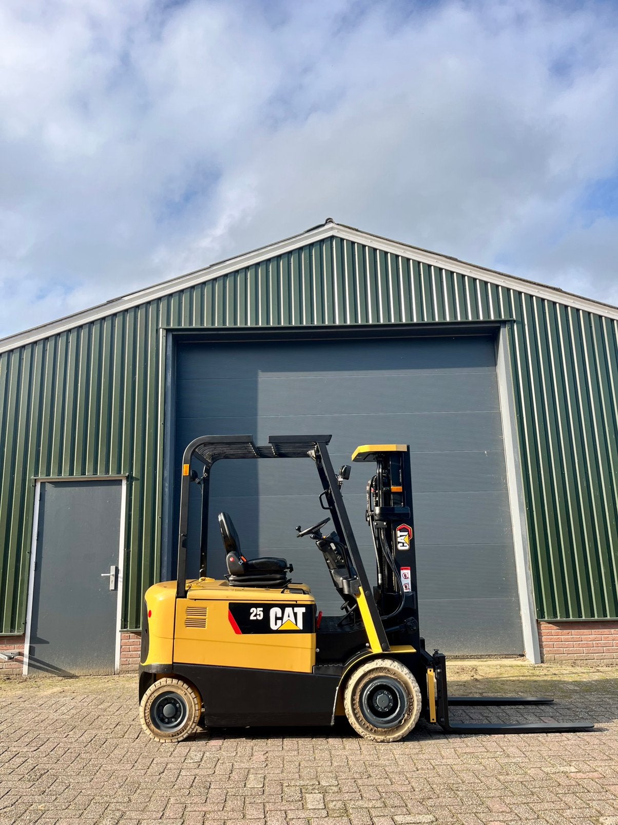 Caterpillar EP25K-PAC -electrisch- sideshift- freelift-TOP !, Ophalen, Caterpillar, Caterpillar, Heftruck