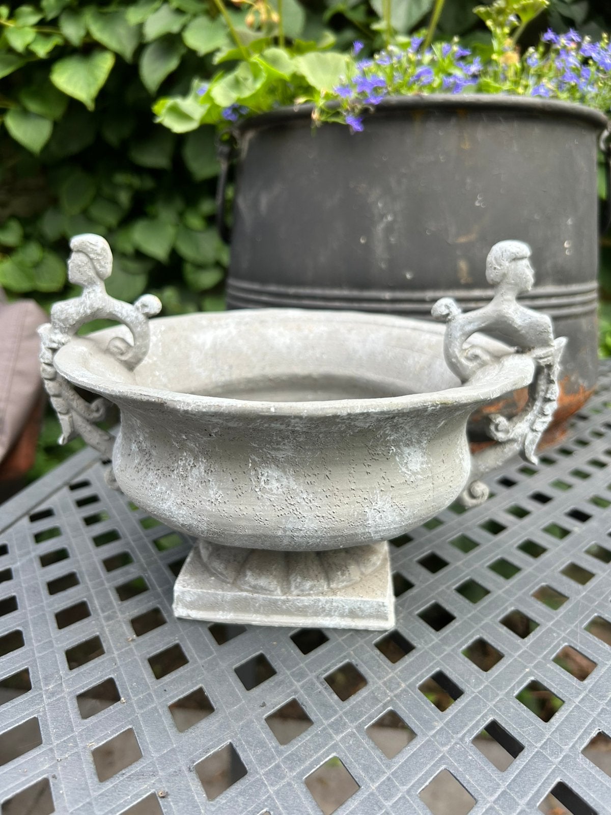 Franse Brocante…..bloempotje met oren, Minder dan 30 cm, Rond, Ophalen of Verzenden, Zo goed als nieuw