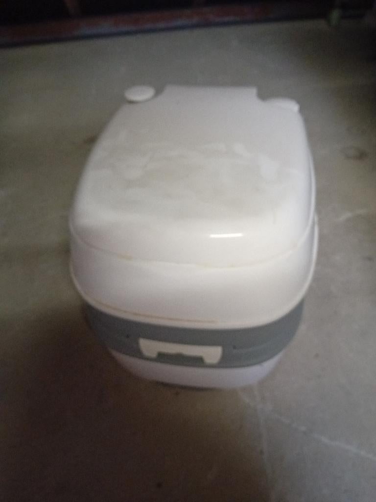 CHEMISCH TOILET, Ophalen, Zo goed als nieuw