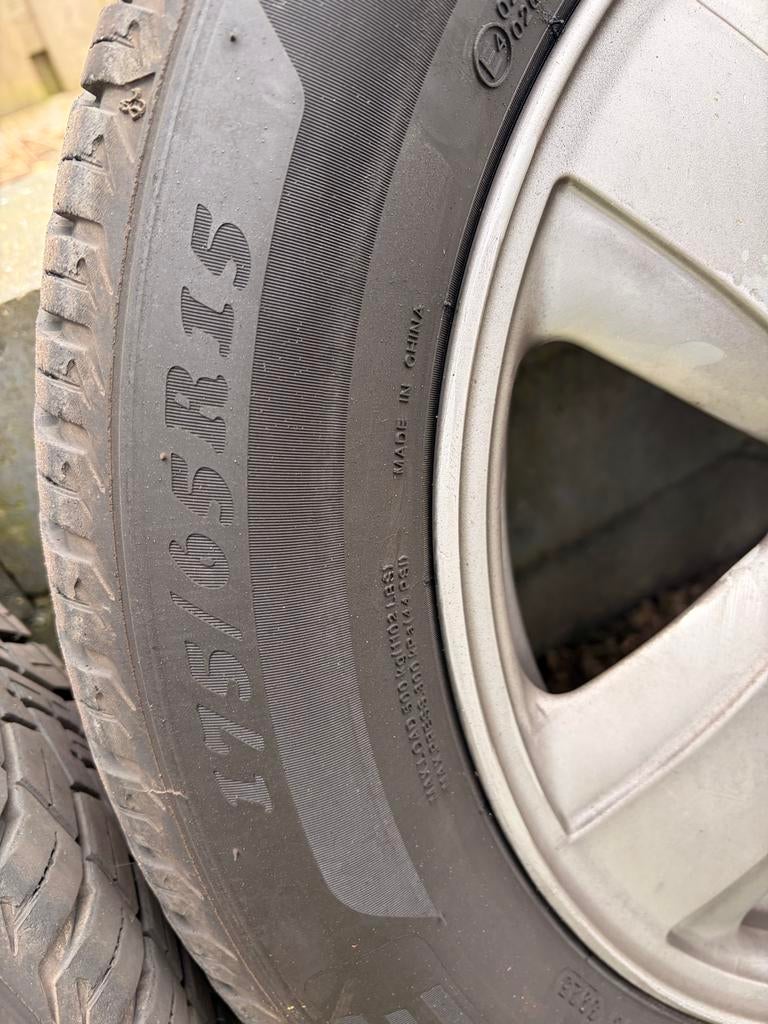 Mini Cooper 15 inch velgen met banden, Auto-onderdelen, Banden en Velgen, Ophalen, Gebruikt, 15 inch, 175 mm