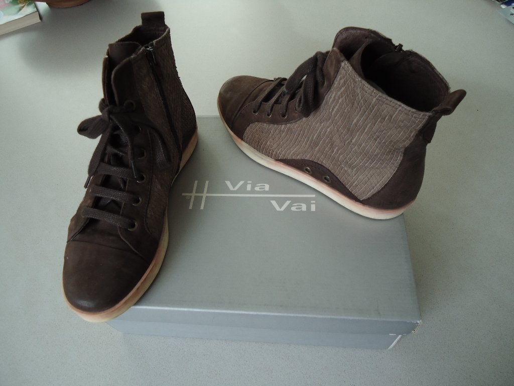 VIA VAI -BRUINE SNEAKERS --MAAT 37--NIEUW STAAT, Via Vai, Bruin, Ophalen of Verzenden, Sneakers of Gympen