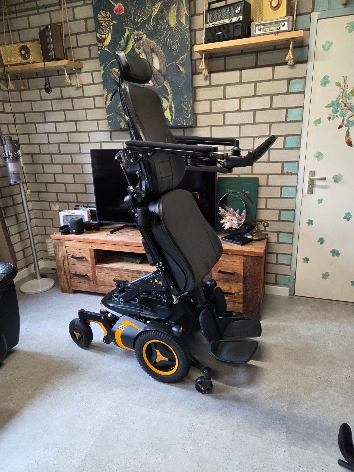 Als nieuw Permobil F5 Vs elektrische rolstoel, Ophalen, Elektrische rolstoel