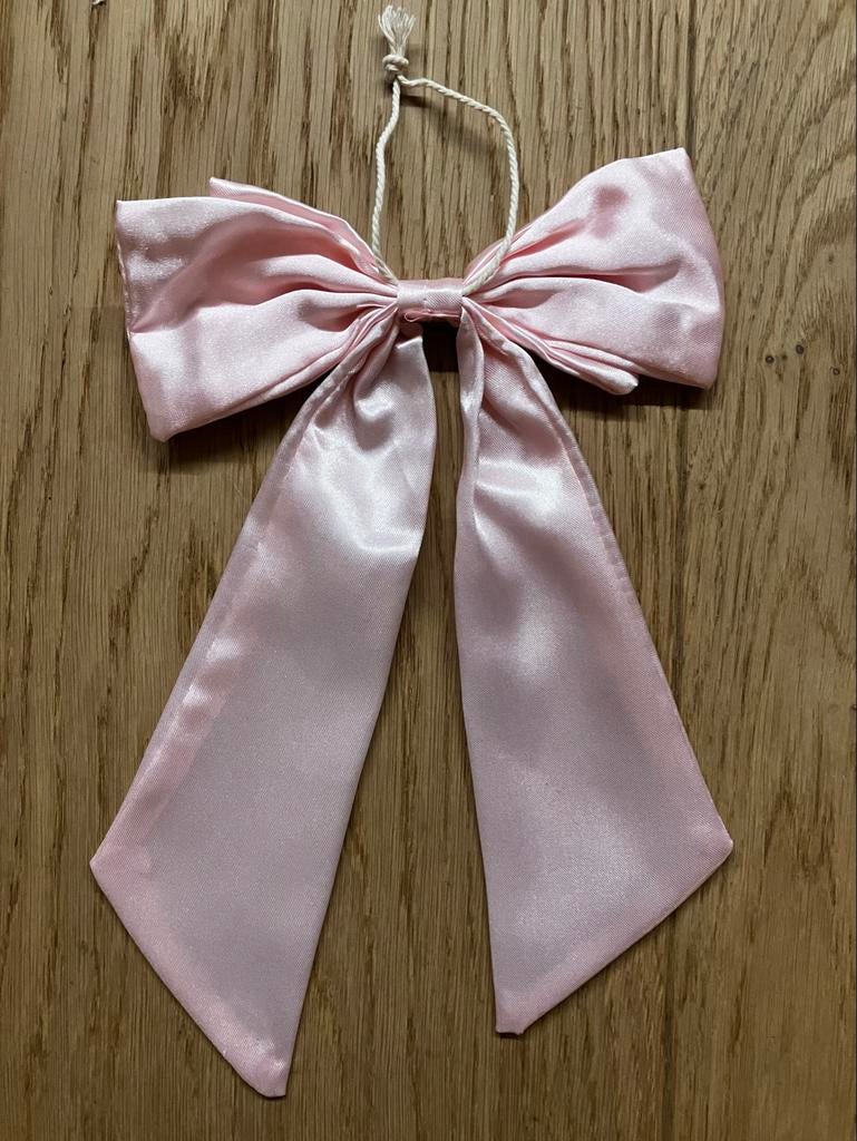 10 Roze Strikken - Decoratie Sweet 16 / Babyshower, Ophalen of Verzenden, Zo goed als nieuw