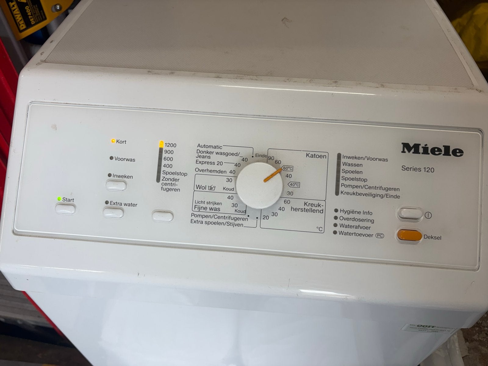 Miele Series 120 Bovenlader Wasmachine - Compact en Betrouwb
