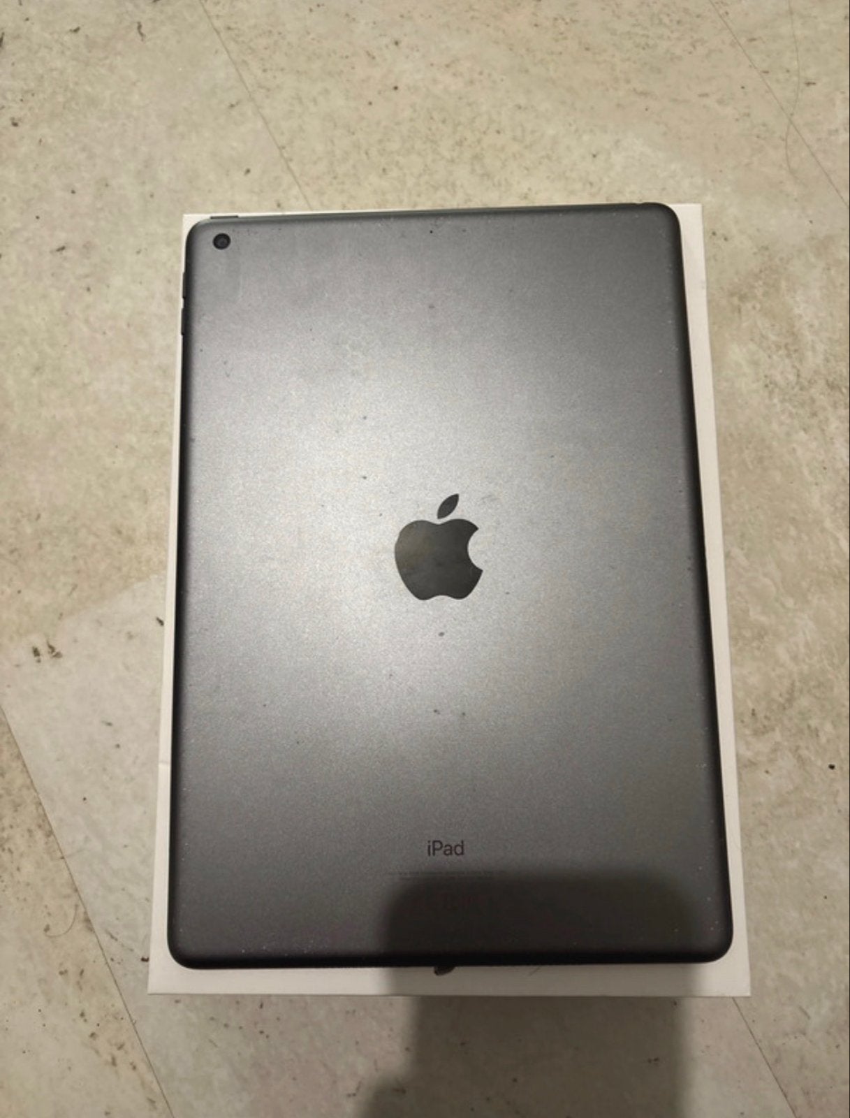 Apple iPad 9e generatie (64GB, Wi-Fi) - Gebarsten scherm, 10 inch, Apple iPad, Ophalen of Verzenden, Niet werkend