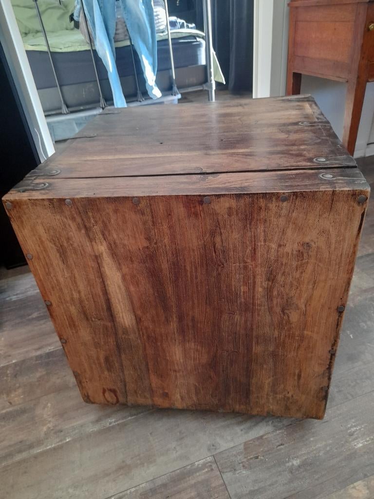 Mooie massief teak houten kist, Huis en Inrichting, Woonaccessoires | Kisten, Ophalen, 50 tot 100 cm, Minder dan 50 cm, Minder dan 50 cm