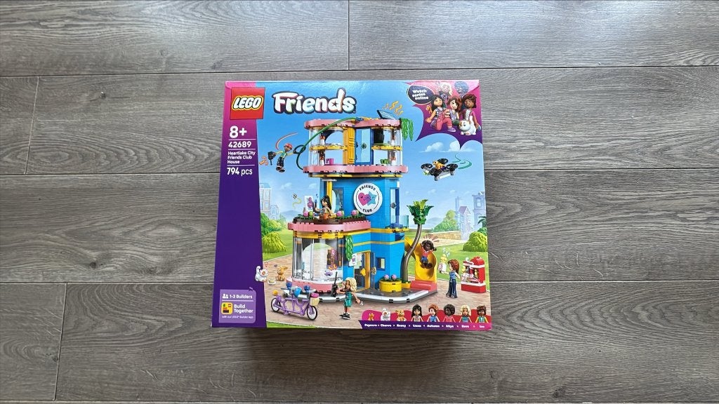 Lego Friends 42689 Heartlake City clubhuis NIEUW in Doos, Nieuw, Friends, Ophalen of Verzenden, Complete set