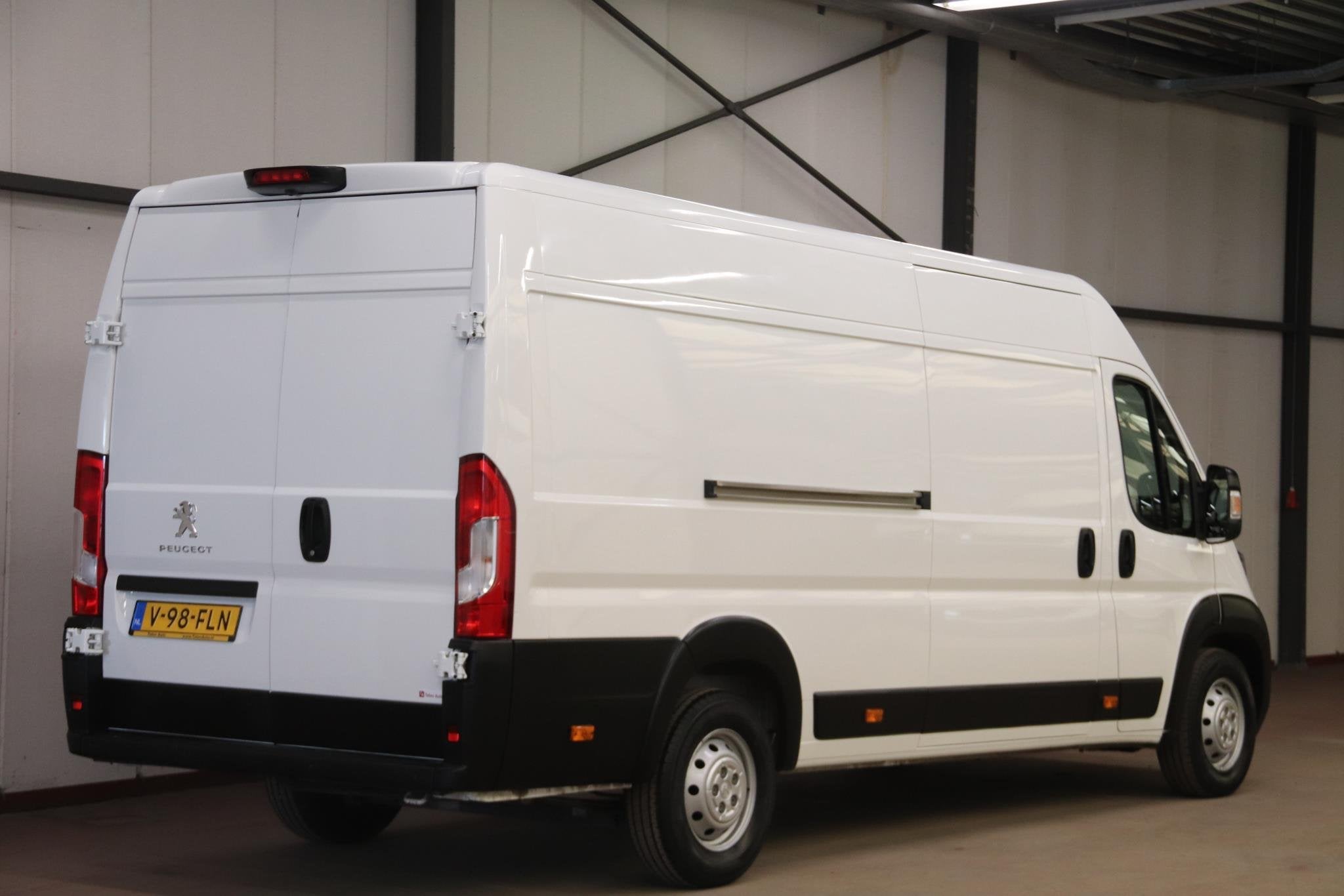 Peugeot Boxer 2.2 BlueHDi L4H2 AIRCO CRUISE CONTOL EURO 6, Voorwielaandrijving, Gebruikt, Euro 6, 4 cilinders
