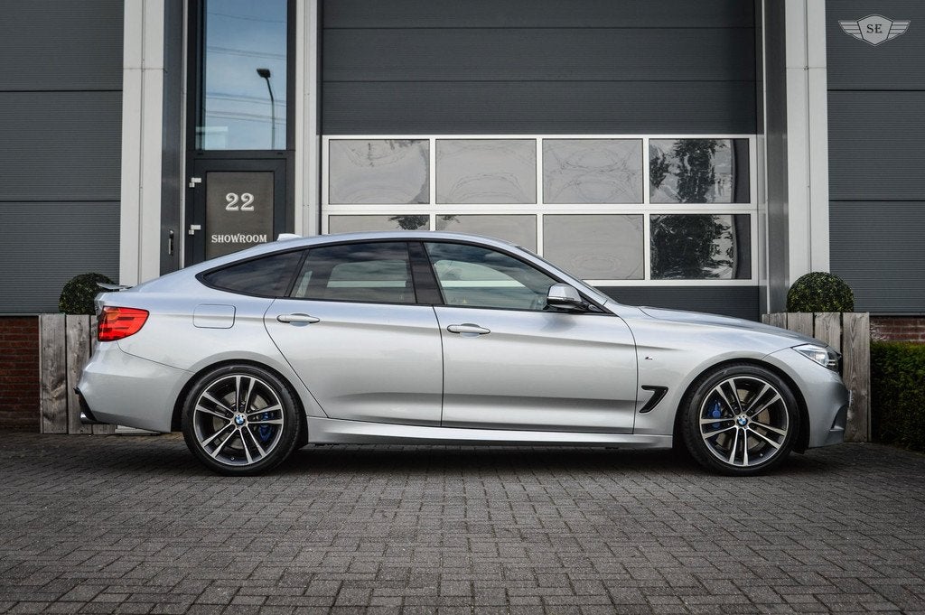 BMW 3-serie Gran Turismo 335i High Executive|LEDER|ACC|PDC|N, Achterwielaandrijving, Gebruikt, Bedrijf, 1625 kg