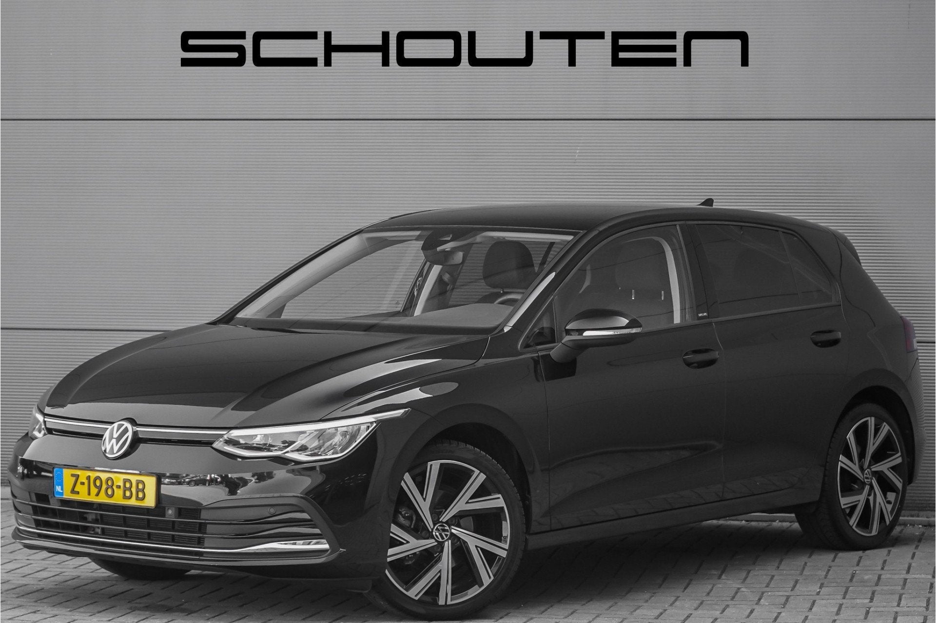 Volkswagen Golf 1.5 eTSI Move Style Pack ACC Camera 18", Auto's, 12 maanden, Stof, 4 cilinders, Zwart