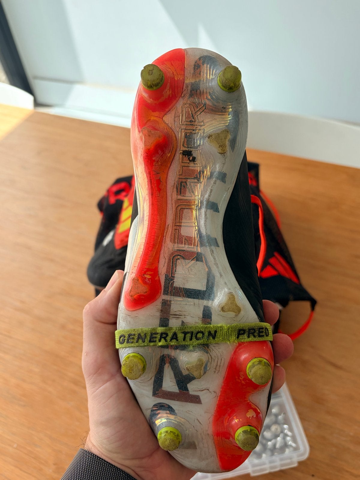 Adidas Predator voetbalschoenen met schroefnoppen en tasje, Sport en Fitness, Voetbal, Maat XS of kleiner, Ophalen of Verzenden