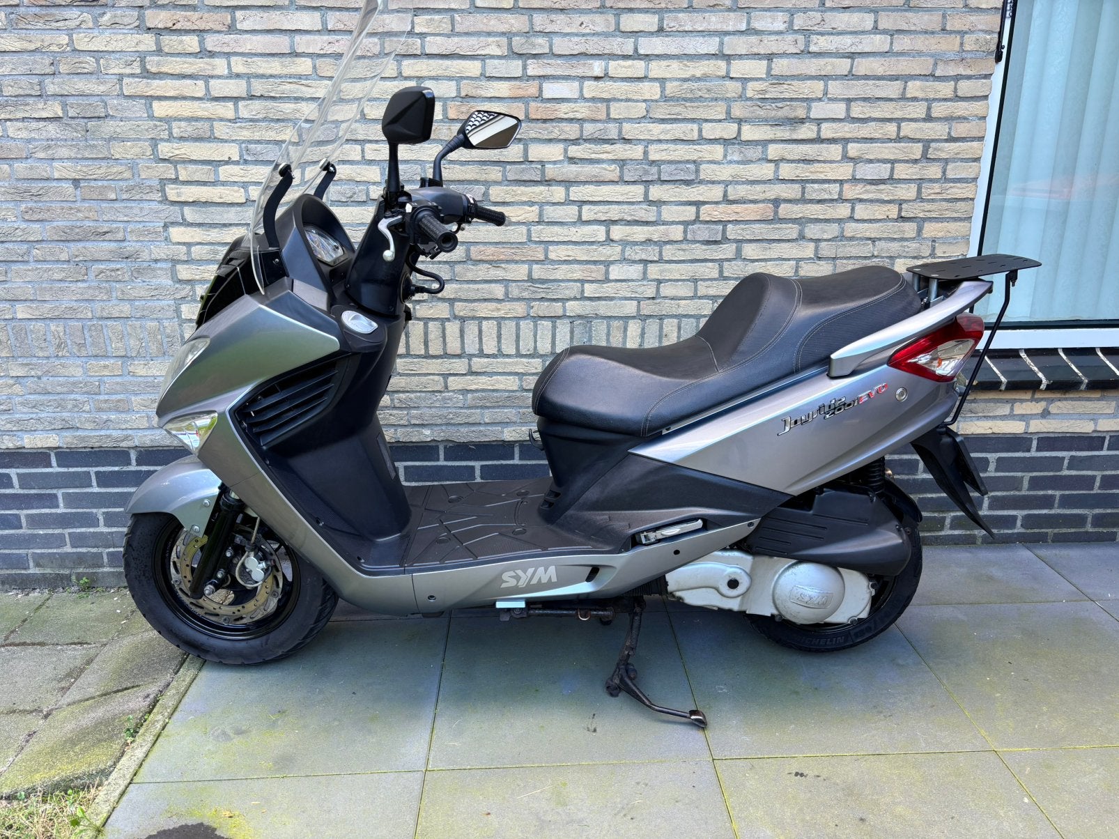 Sym 200 Joyride motorscooter, Fietsen en Brommers, Ophalen, Zo goed als nieuw, Benzine, Overige modellen