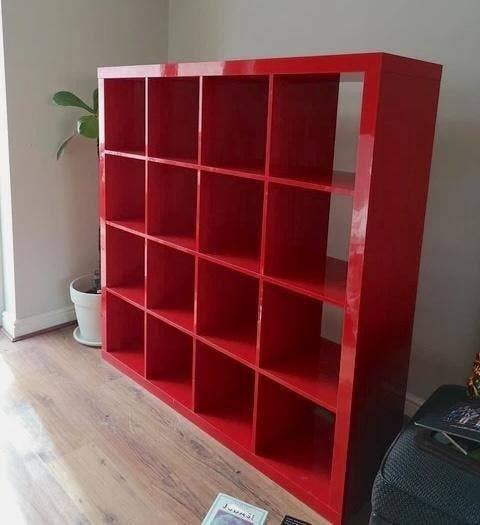 Mooie rooie 16 vakken Expedit(Kallax) kast, bezorgen/montage, Ophalen, Met plank(en), Gebruikt, 100 tot 150 cm