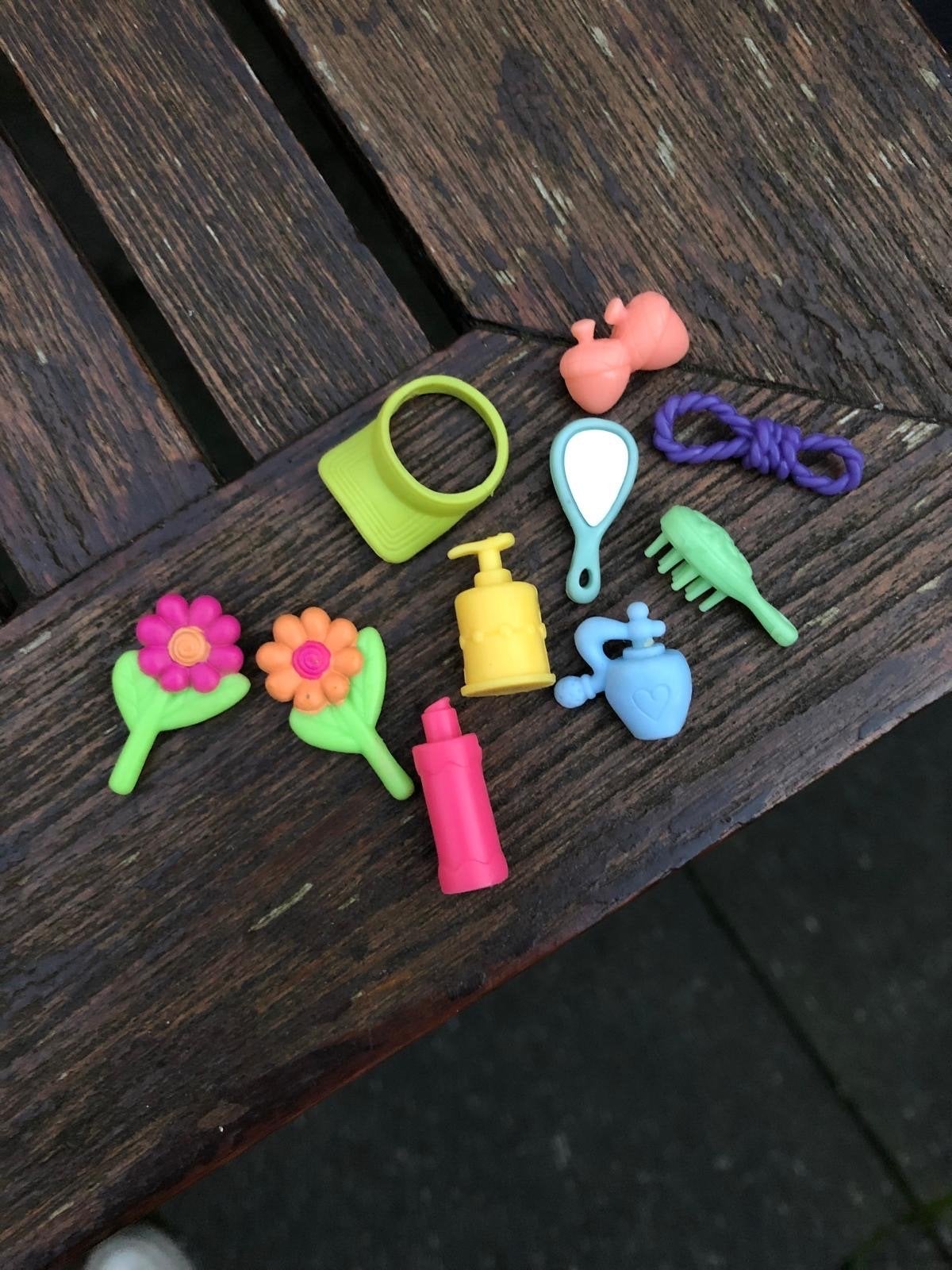 LPS Littlest Pet Shop Speelset met veel extra poppetjes, Ophalen of Verzenden, Gebruikt, Meisje