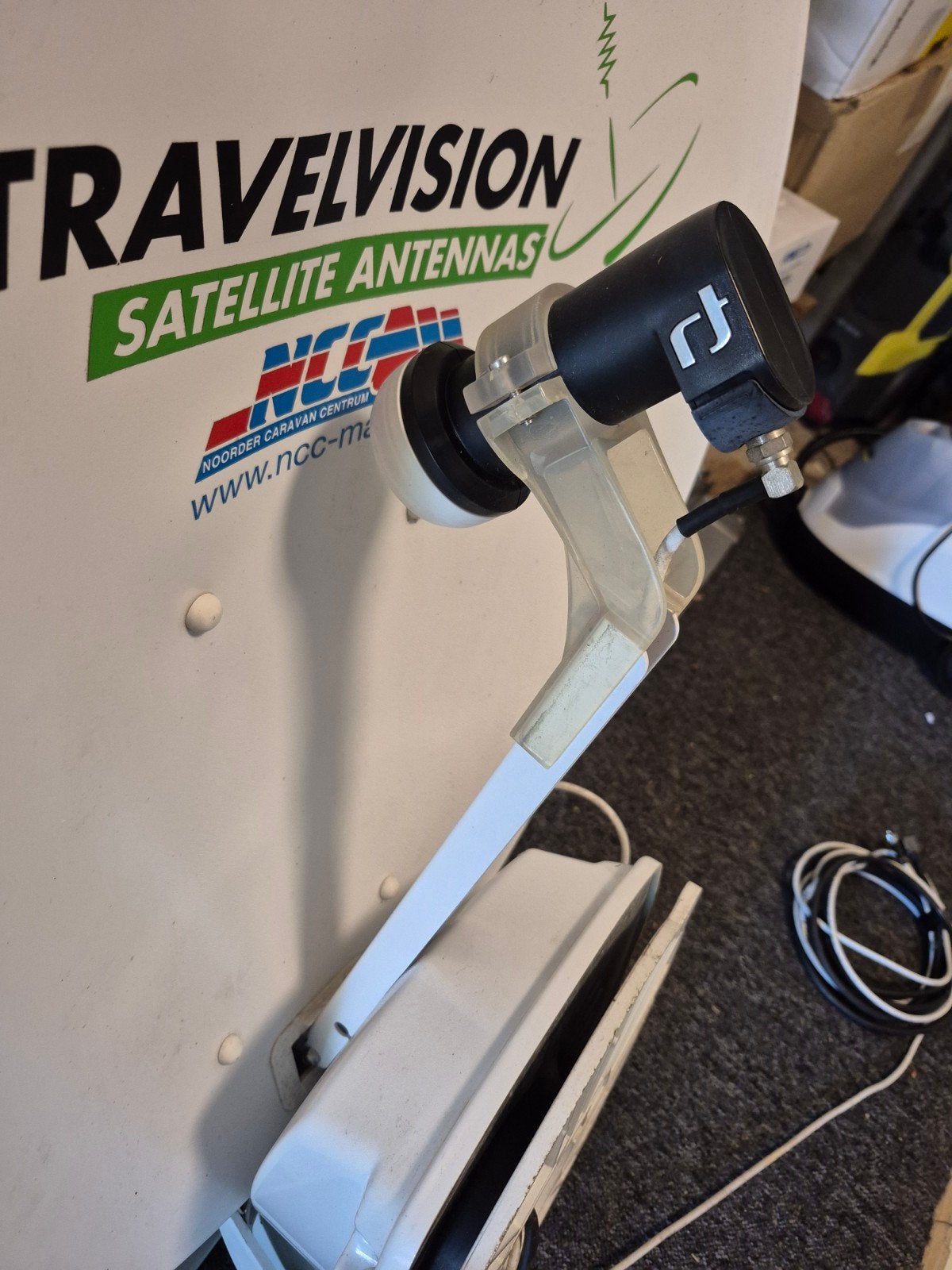 Travelvision volautomatische satelliet antenne TVA65, Ophalen, Gebruikt, Overige merken