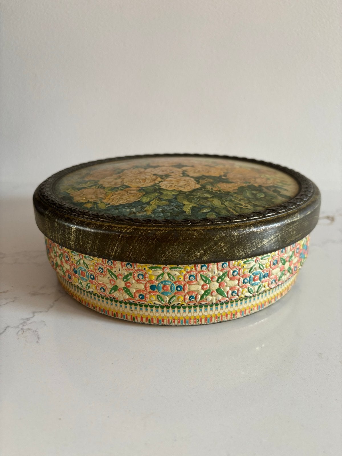 Vintage ronde blikken doos met rozenmotief, Ophalen of Verzenden