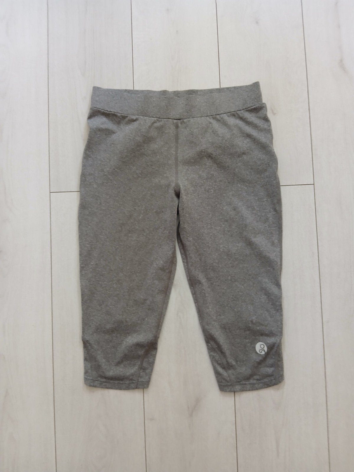 Leontien Sport Capri - Grijs - Maat M, Kleding | Dames, Maat 38/40 (M), Leontien, Ophalen of Verzenden, Fitness of Aerobics