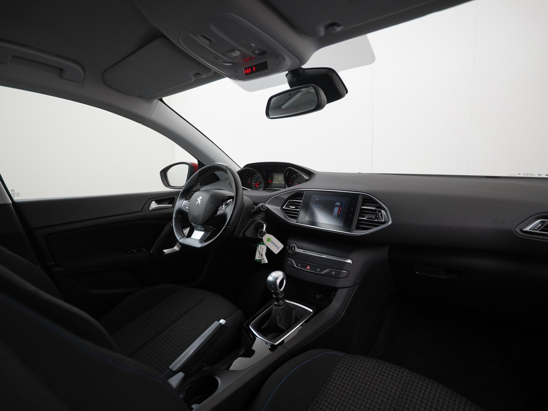 Peugeot 308 SW 1.2 PureTech Style | Zondag Open!, Auto's, Voorwielaandrijving, Stof, Gebruikt, Euro 6