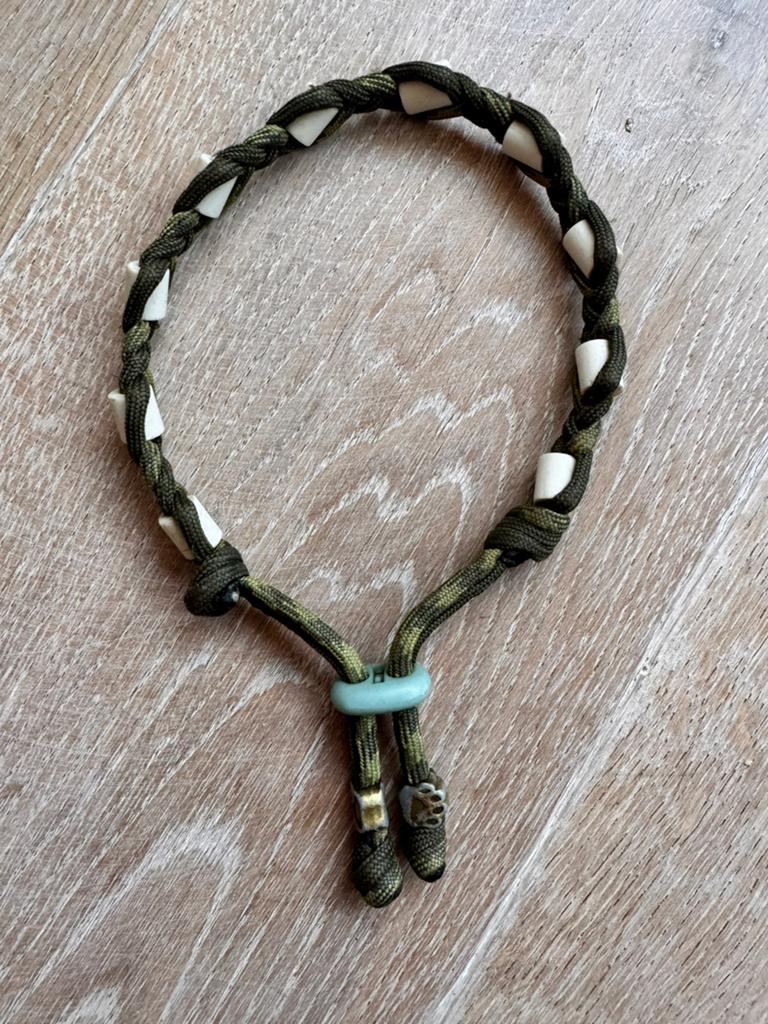 EM-X Kralen Anti Tekenband - ketting hond M, Ophalen of Verzenden, Gebruikt