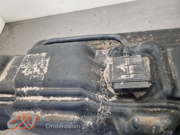 Tank van een Mercedes Sprinter, Gebruikt, -, Ophalen of Verzenden, -