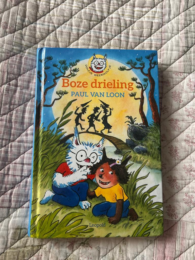 Boze drieling, Ophalen of Verzenden, Zo goed als nieuw, Fictie algemeen