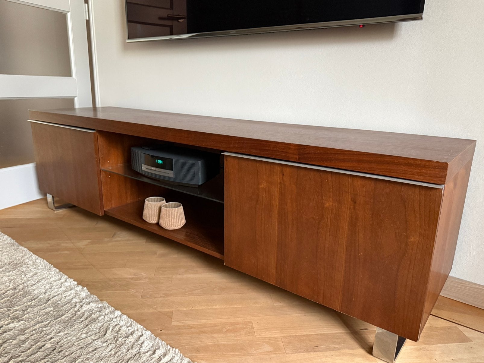 Te koop mooie notenhouten tv kast, Huis en Inrichting, Ophalen, Zo goed als nieuw, 25 tot 50 cm, Minder dan 100 cm