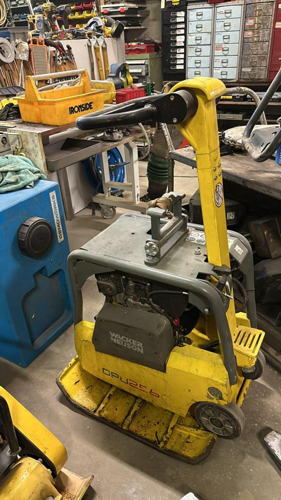 Wacker neuson 2560, Ophalen of Verzenden, Zo goed als nieuw
