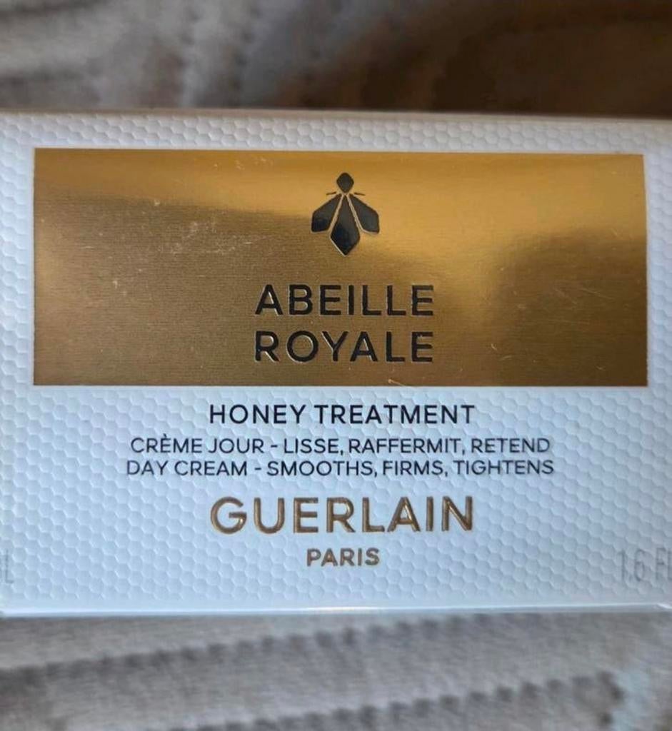 Guerlain Abeille Royale Honey Dagcrème 50ml, Ophalen of Verzenden, Nieuw, Gehele gezicht, Verzorging