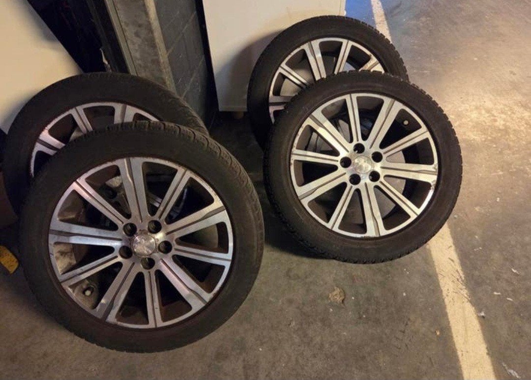 Peugeot 308 1.2 2015 velgen 17 inch winterbanden, Ophalen of Verzenden, Gebruikt