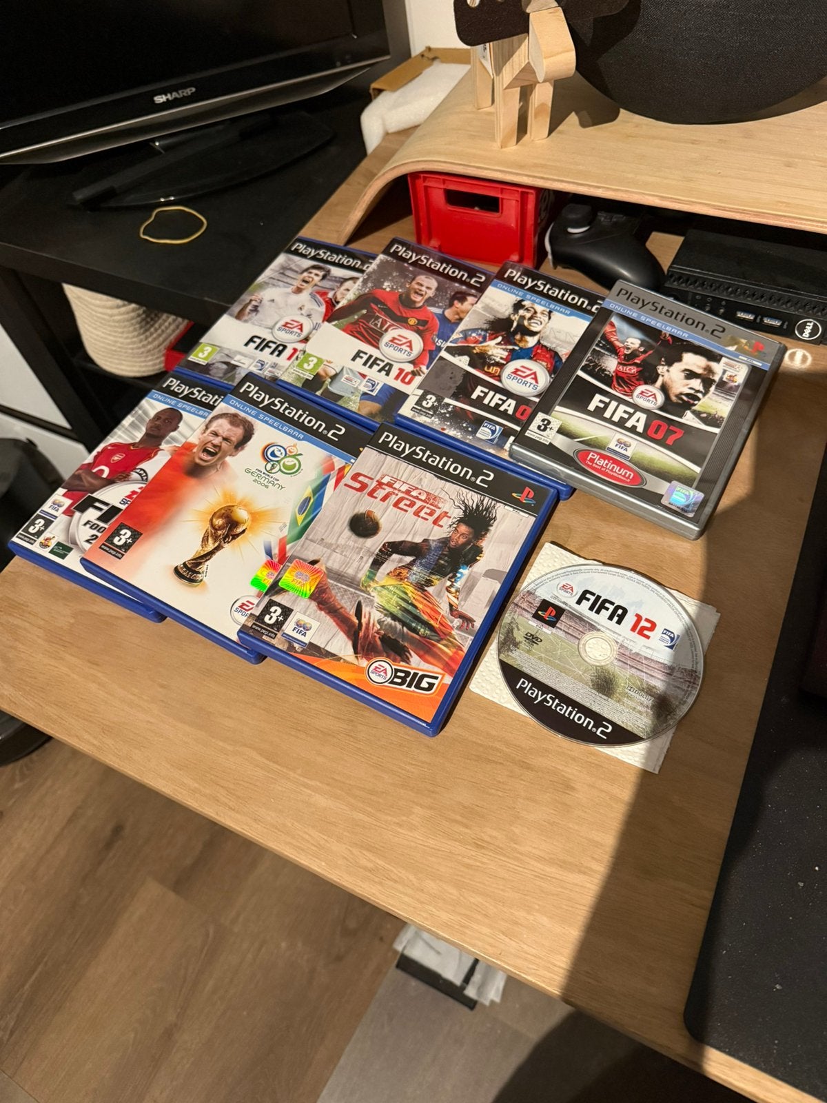 PlayStation 2 fifa bundel (8 games), Ophalen of Verzenden, Zo goed als nieuw, Sport, 3 spelers of meer
