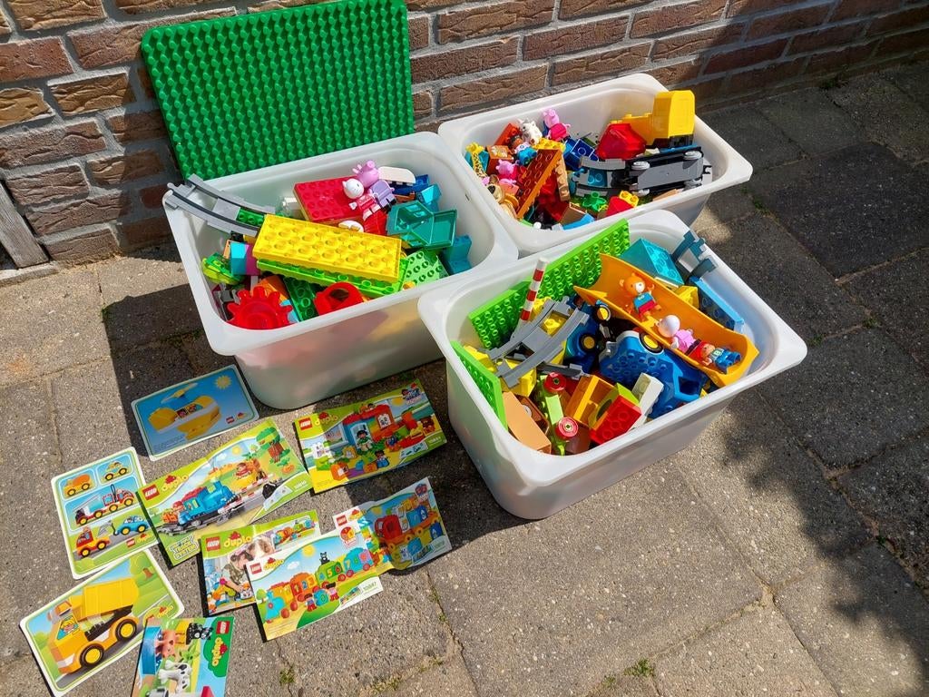 Grote partij LEGO Duplo met grondplaat en boekjes, Kinderen en Baby's, Speelgoed | Duplo en Lego, Gebruikt, Overige thema's, Ophalen of Verzenden