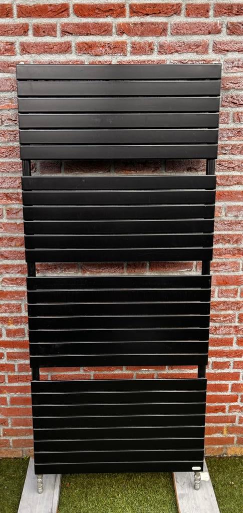 Vasco designradiator zwart, Ophalen, Gebruikt, Radiator, 60 tot 150 cm