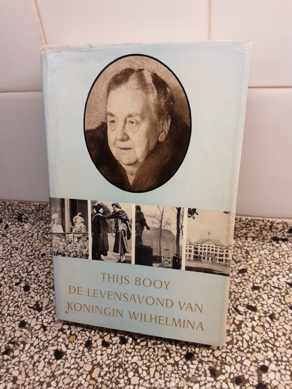 oud boekje koningin Wilhelmina, Ophalen