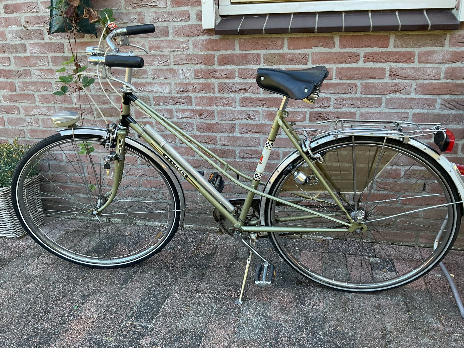 Vintage Peugeot damesfiets - Goed onderhouden, Fietsen en Brommers, Terugtraprem, Versnellingen, Ophalen, Overige merken