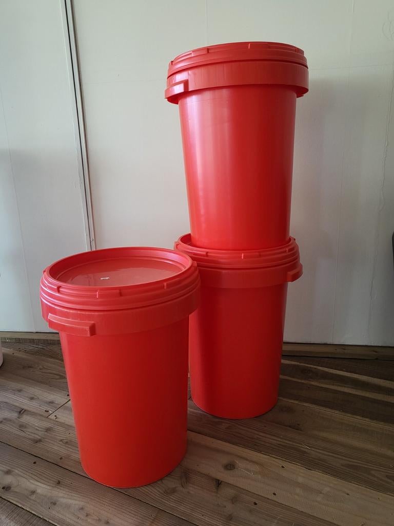 Voertonnen  52 liter, Dieren en Toebehoren, Paarden en Pony's | Overige Paardenspullen, Ophalen of Verzenden, Nieuw, Overige soorten