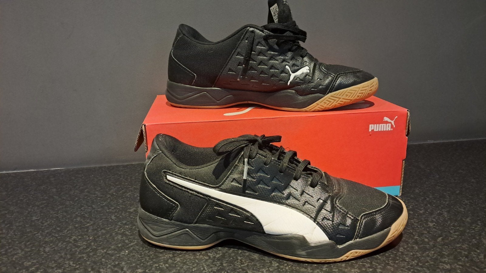 Puma zwarte schoenen Maat 41, Puma, Zwart, Ophalen of Verzenden, Sneakers of Gympen