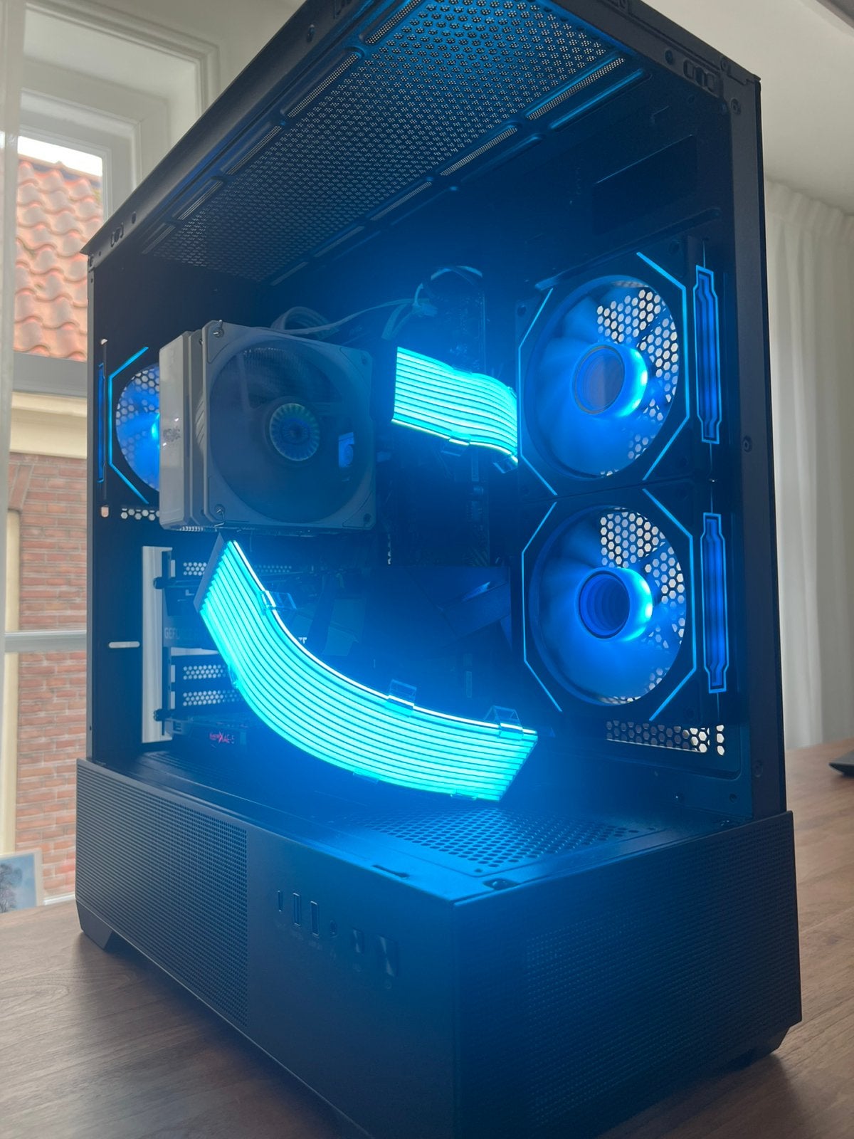 Gaming PC met RTX 3070 Gigabyte & Ryzen 7 3700X zwart, Ophalen, Zo goed als nieuw, Gaming, SSD