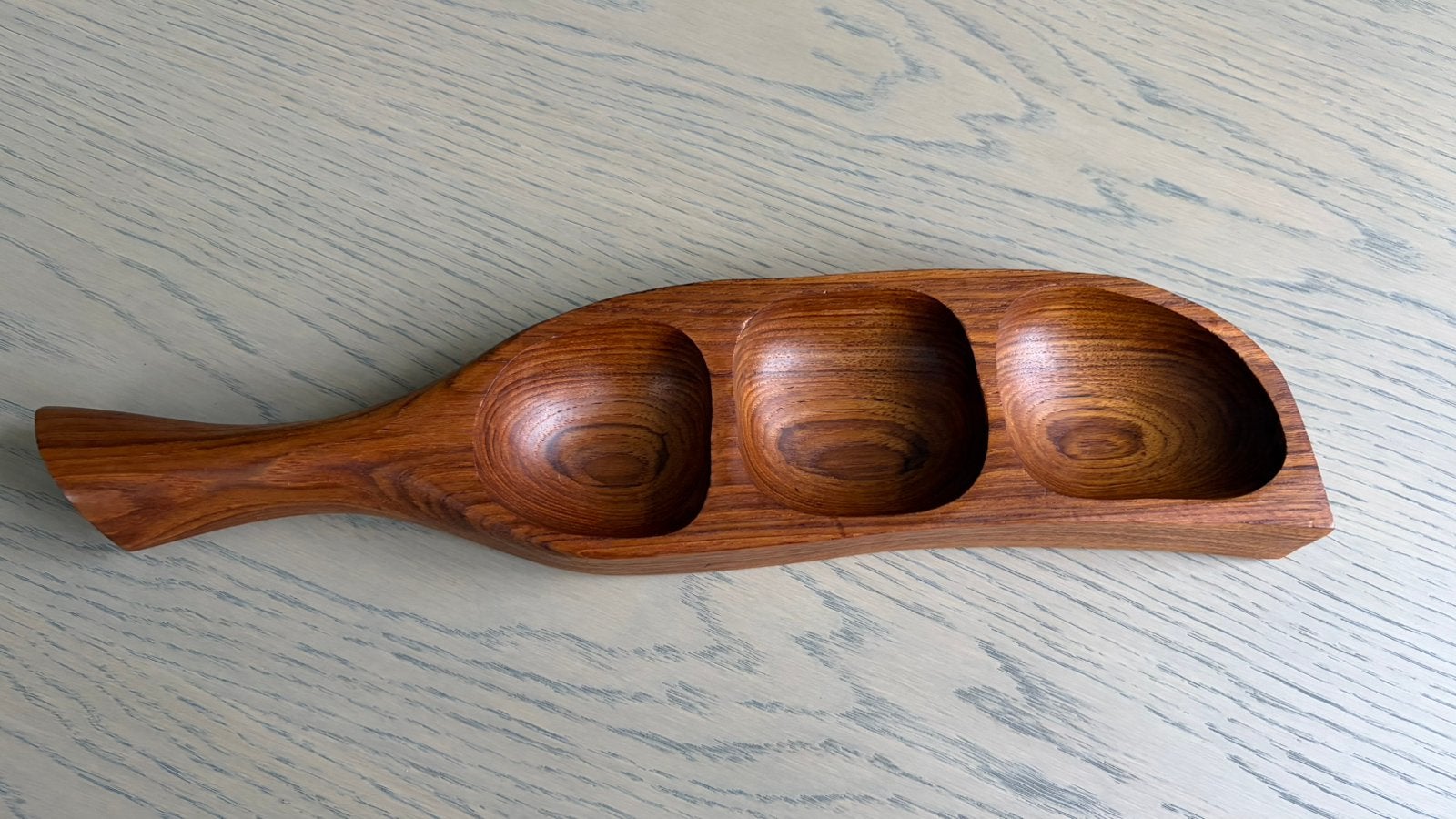 Houten schaal met 3 vakjes, Huis en Inrichting, Schaal, Ophalen of Verzenden, Zo goed als nieuw, Overige vormen