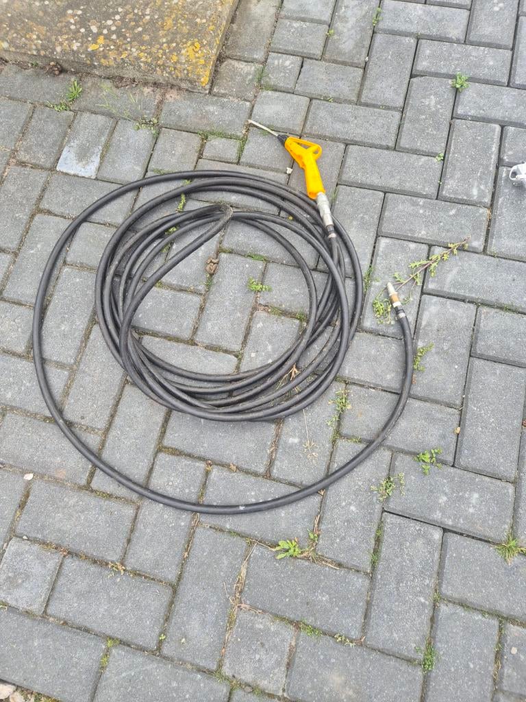 2x slang voor compressor. 10 en 4 meter en wat hulpstukken, Minder dan 25 liter, Ophalen of Verzenden, Minder dan 200 liter/min