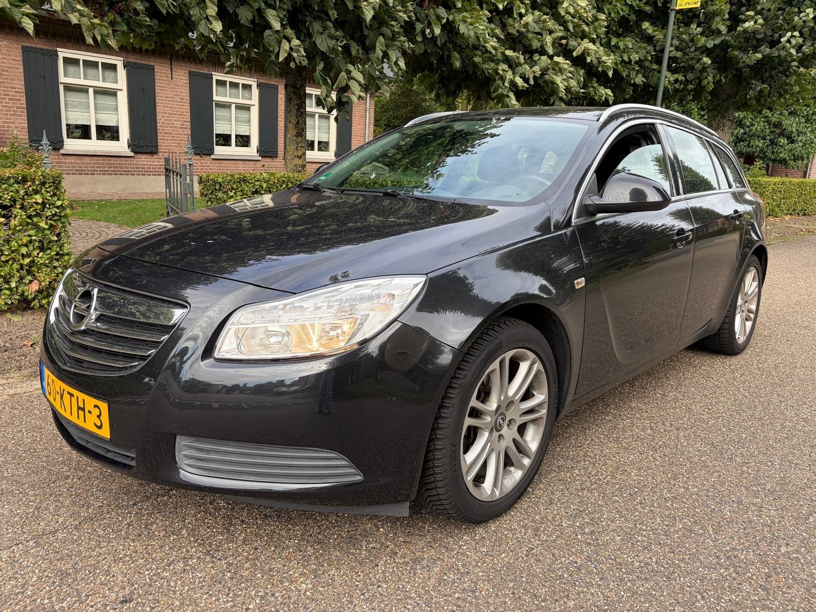 Opel Insignia Sports Tourer 1.6 Turbo Ecotec 180pk, Euro 5, Stof, Gebruikt, 4 cilinders