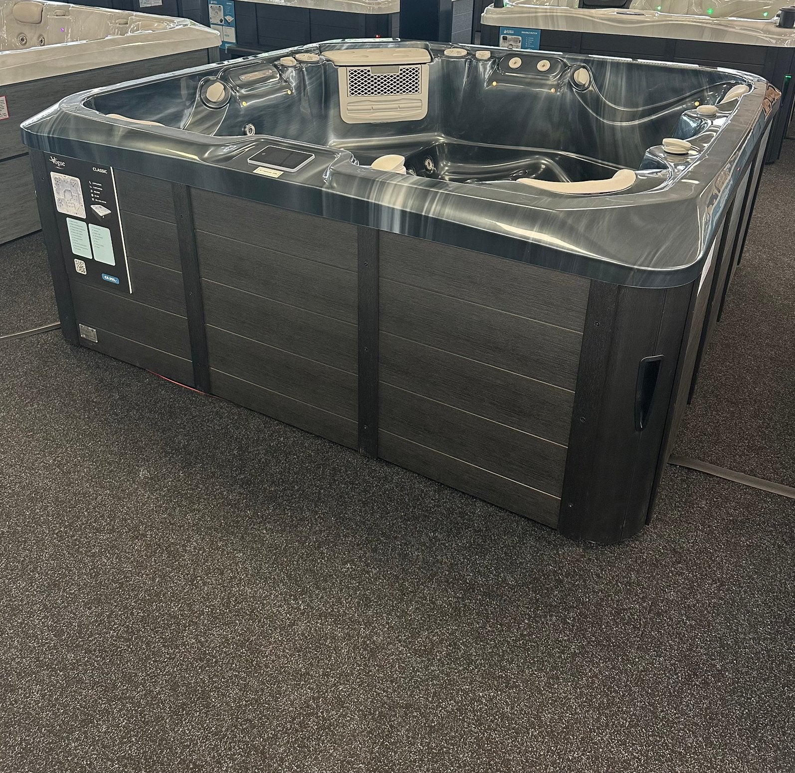 Vogue Classic spa jacuzzi 213 x 213 x 85 cm, Ophalen of Verzenden, Nieuw