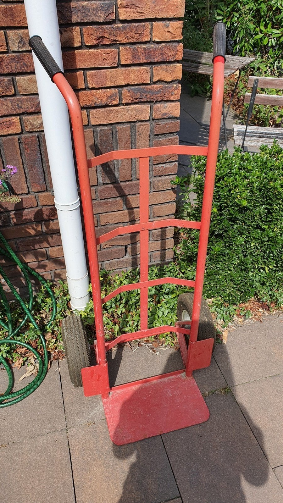 Gratis af te halen: Oud steekwagentje (banden lek), Ophalen, Gebruikt, Steekwagen