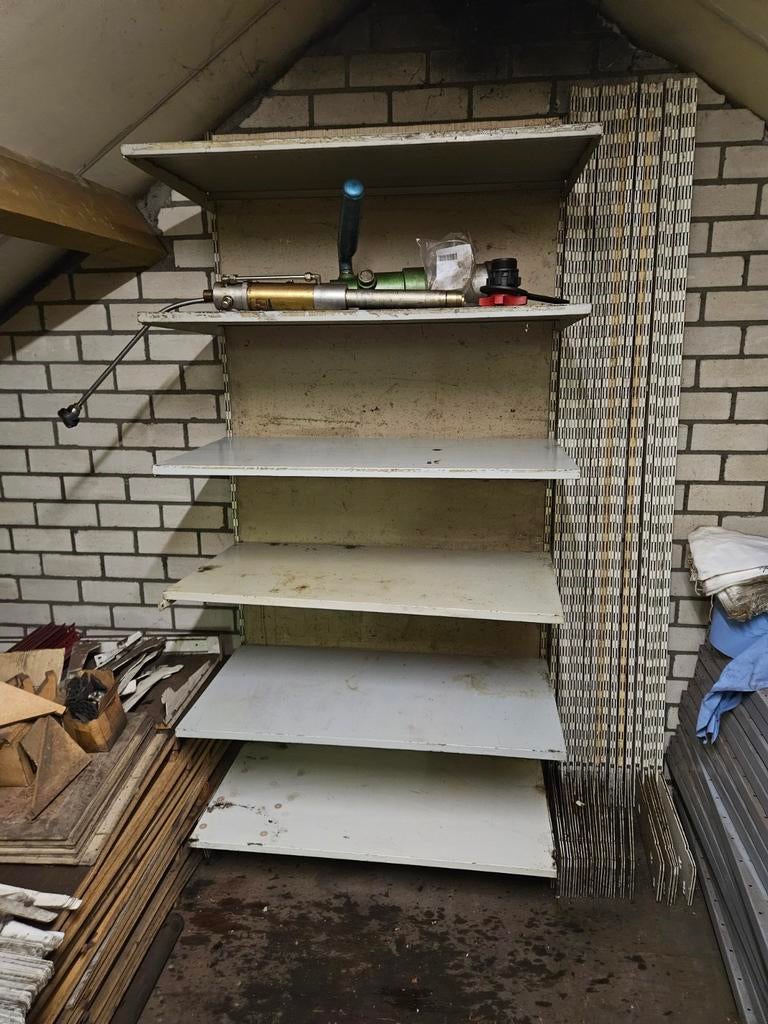 winkel stelling / magazijn stelling +/- 13 meter, Ophalen