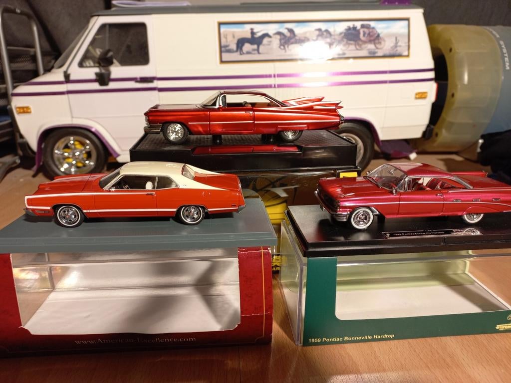 USA modellen: Pontiac, Ford, Cadillac schaalmodellen, Ophalen of Verzenden