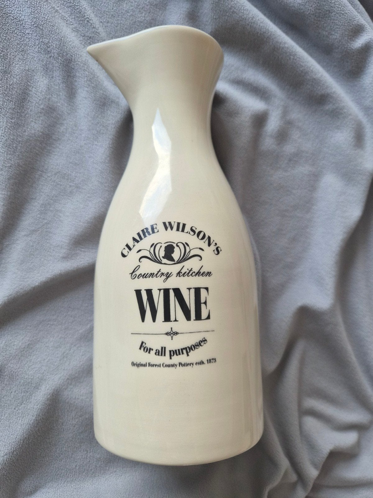 Claire Wilson's Wine, Huis en Inrichting, Keuken | Servies, Ophalen of Verzenden, Gebruikt, Overige stijlen, Overige typen
