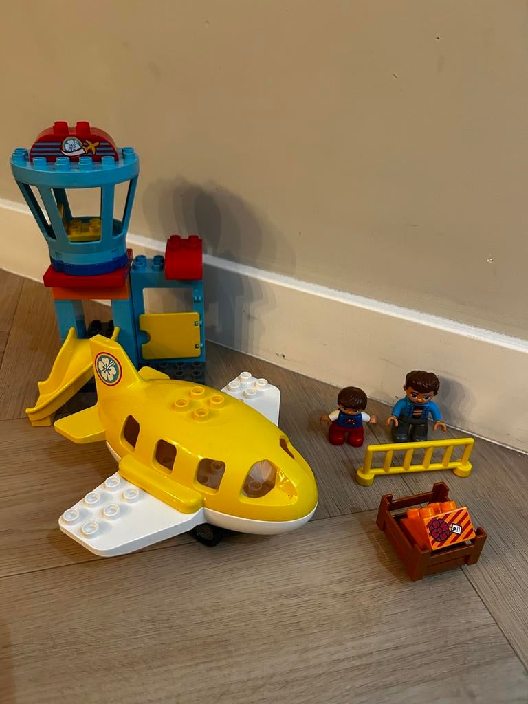 Duplo 10871 Town Airport, Ophalen of Verzenden, Zo goed als nieuw, Duplo